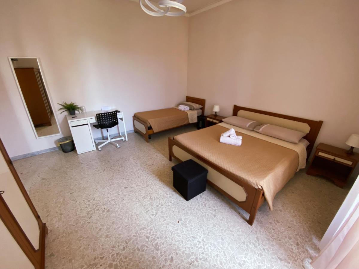 Happy Days Terracina Bed & Breakfast ภายนอก รูปภาพ